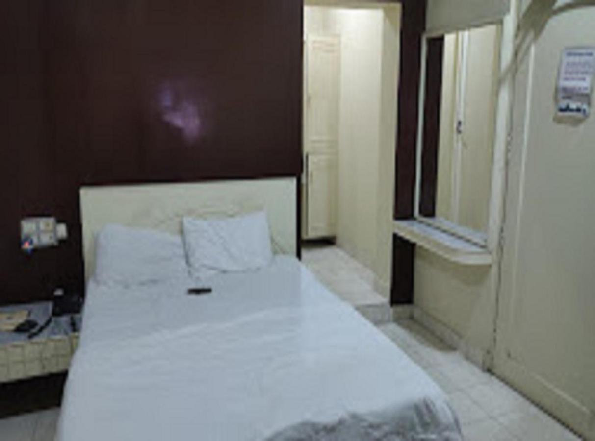 Hotel Center Point- Chhattisgarh Korba ภายนอก รูปภาพ